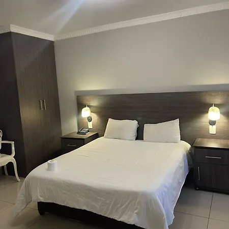 Signature Hotel-3