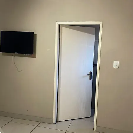 Signature Hotel-3