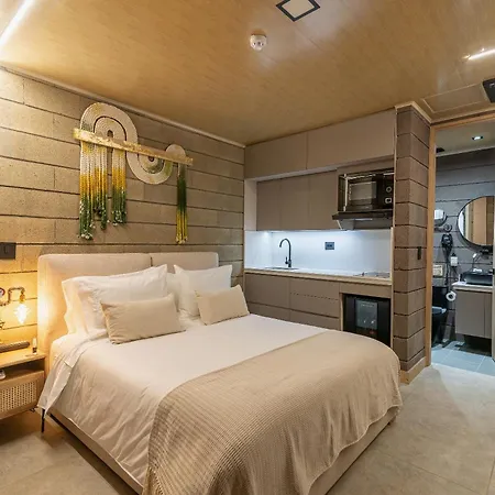 Hotel Living By Armoniko-2