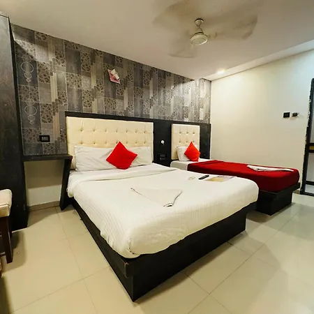 Hotel Mumbai Grand-2