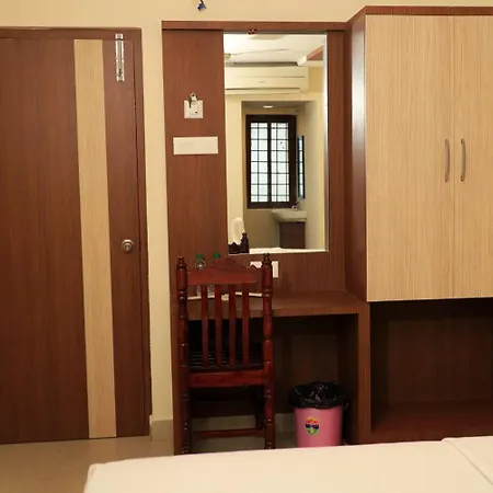 Aiswarya Kings Inn-3