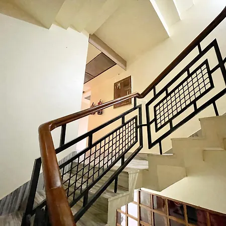 Hotel Shivam ! Varanasi होटल शिवम హోటల్ శివం ஹோட்டல் சிவம் Foreigner'S Choice ! Fully Air-Conditioned Hotel With Lift & Parking Availability, Near Kashi Vishwanath Temple, And Ganga Ghat, Best Hotel In Varanasi 2-3