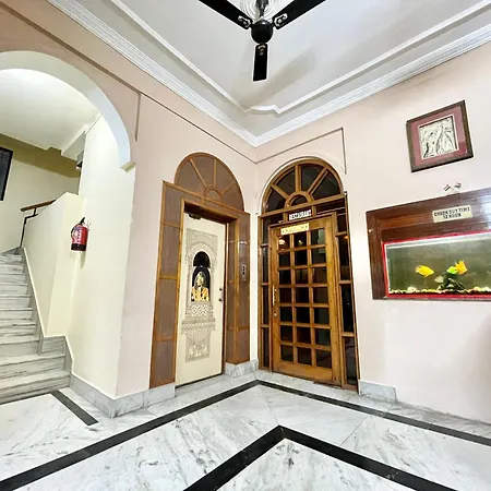 Hotel Shivam ! Varanasi होटल शिवम హోటల్ శివం ஹோட்டல் சிவம் Foreigner'S Choice ! Fully Air-Conditioned Hotel With Lift & Parking Availability, Near Kashi Vishwanath Temple, And Ganga Ghat, Best Hotel In Varanasi 2-2