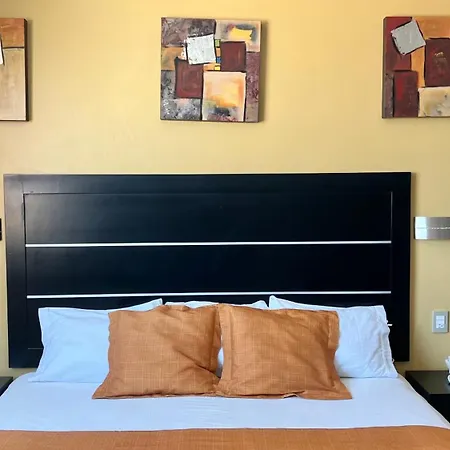 Hotel Renzzo-2