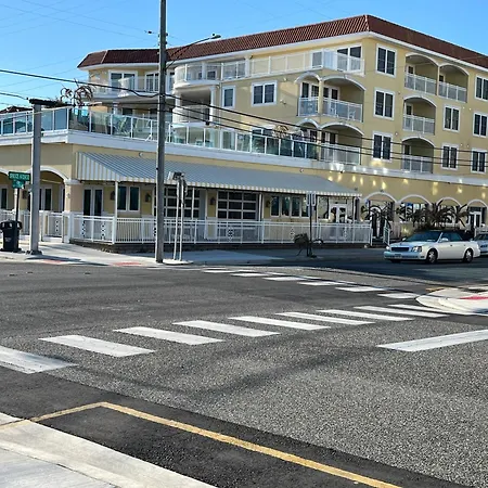 Champagne Island Resort Unit 305-3