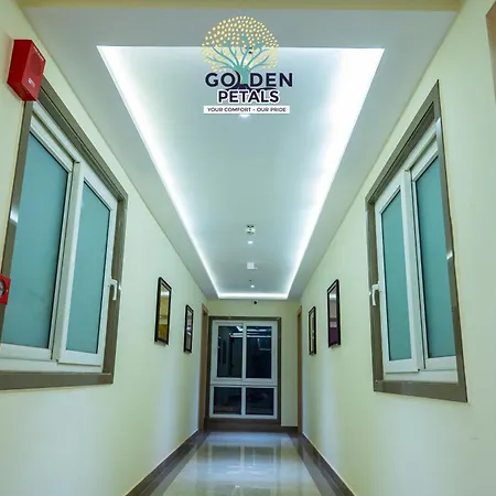 Hotel Golden Petals-3