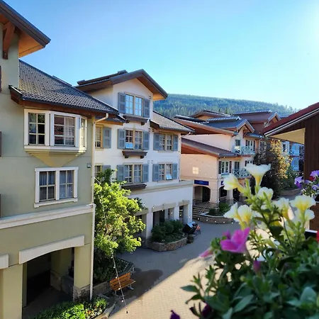 Sun Peaks Lodge-2