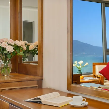 Serene Beach Hotel Danang-2