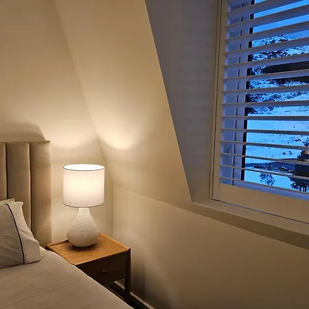 Alpine View Apartments-3