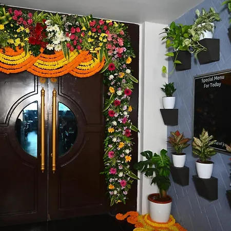 Hotel V Pride Comfort-2