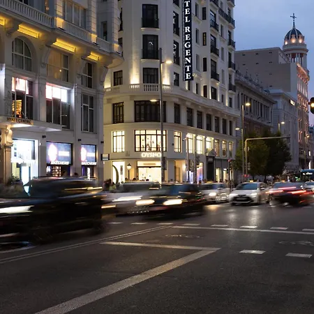 Hotel Avenida Gran Via-3
