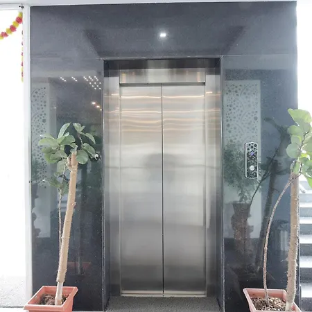 Fabhotel Prime Suloka Towers - 500M From View Point, Kaveri River-3