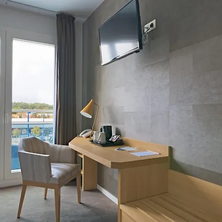 Konine - Hotel & Bar & Restaurant-2