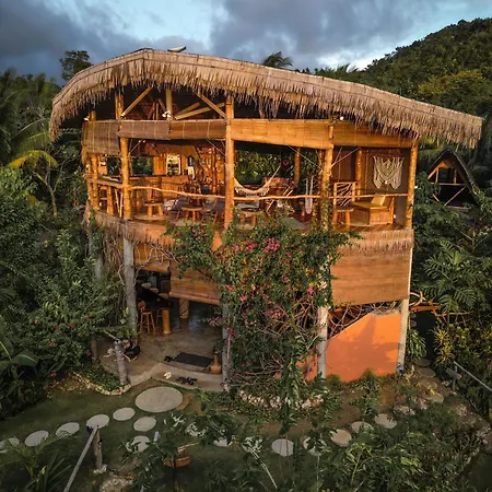 Jungle Kingdomes Guest House-2