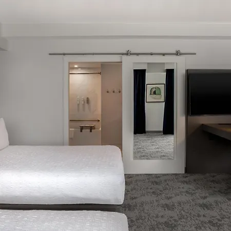 Hampton Inn By Hilton Winnipeg Downtown-2