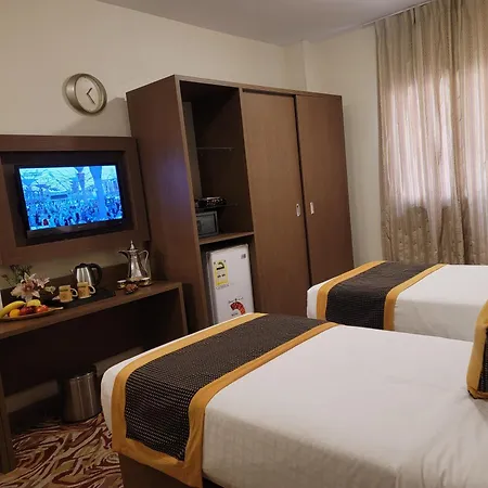 Qasr Al Ansar Golden Tulip Hotel-3
