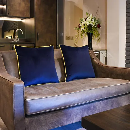 The Lawrance Luxury Aparthotel - York-3