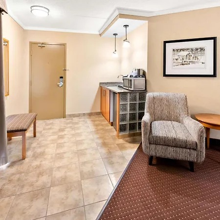 Best Western Plus Norwester Hotel & Conference Centre-2