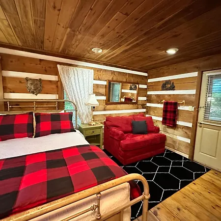 Mountainaire Inn And Log Cabins-2