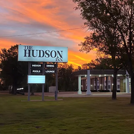 The Hudson Inn-3