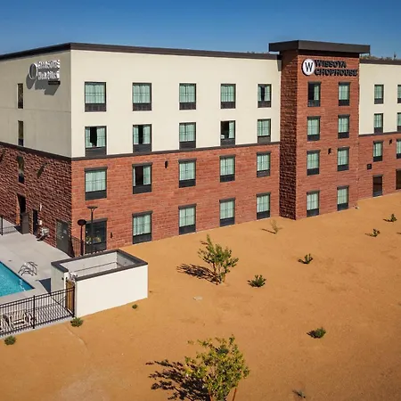 Cobblestone Hotel & Suites - Wickenburg-2