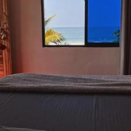 Bobs Beach House-3