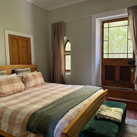The Garden Cottage-3