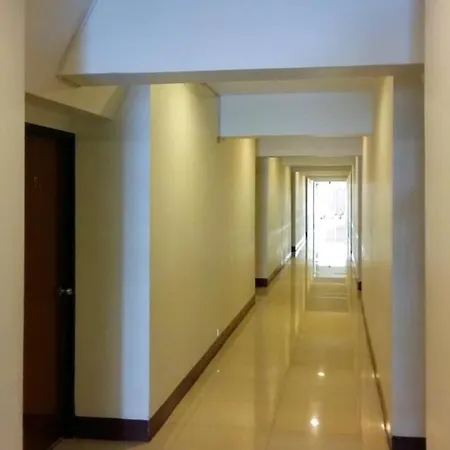 Mike Hotel-3