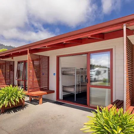 Nelson City Top 10 Holiday Park-2