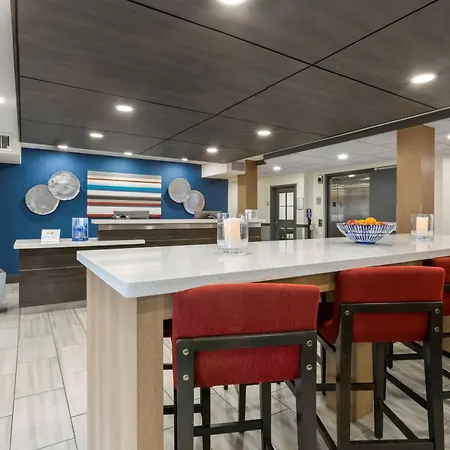Best Western Plus Yuma Foothills Inn & Suites-3