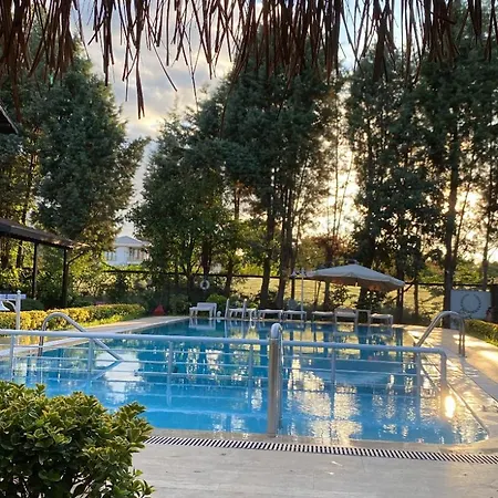 Four season villa ısıtmalı havuz-3