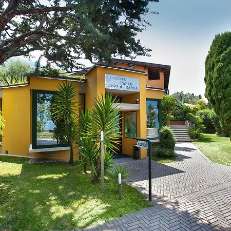 Residence Parco Lago Di Garda-3