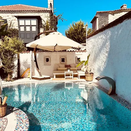 Mina Otel by Adda Alaçatı-3