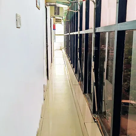 Mauryan Elite Hotel Lajpat Nager-2