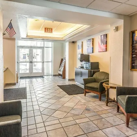 Econo Lodge Hot Springs South-2
