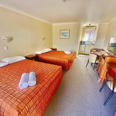 Elite Motor Inn-3