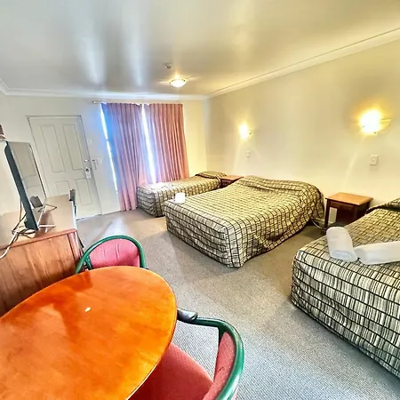 Elite Motor Inn-2
