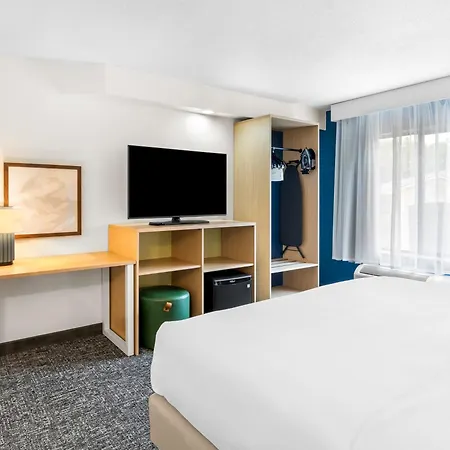 Spark By Hilton Augusta-2
