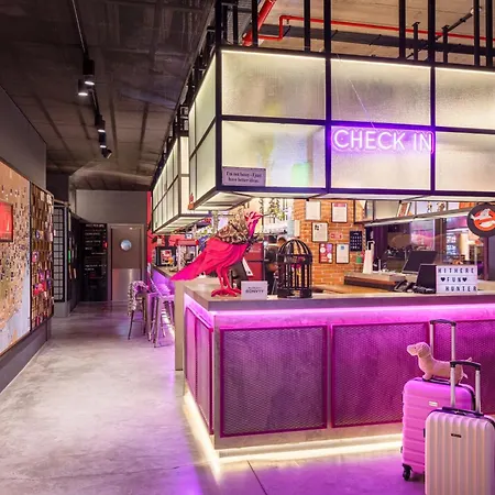 Moxy Lisbon City-2