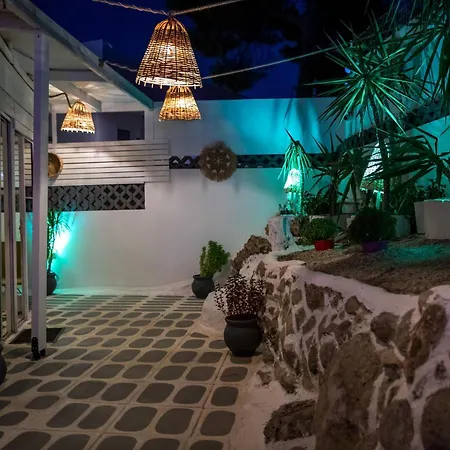 Casa Mikele By Sarikas - Sea Side Suites And Studios -Adults Only-2