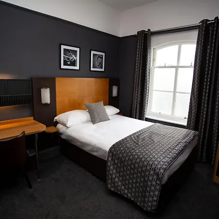 The Corner House Hotel-2