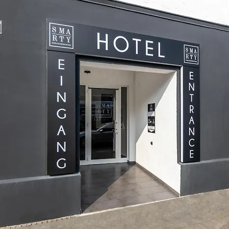 Smarty Airport Cologne Hotel - Kontaktloser Self Check-In-3