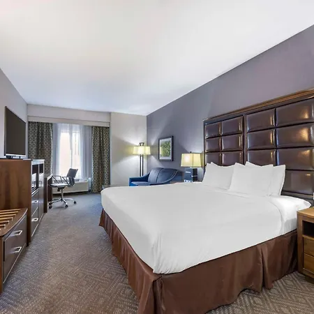 Best Western Plus Northwind Inn & Suites-3
