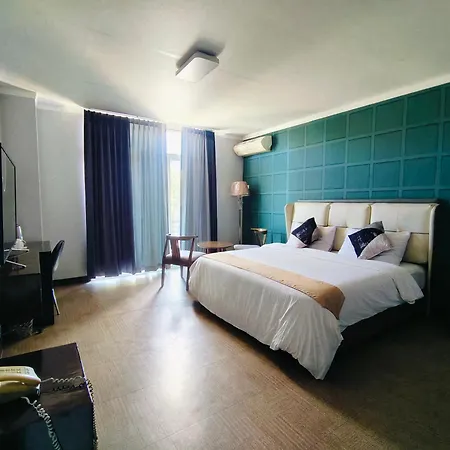 Lohas Airport Hotel And Restaurant-3