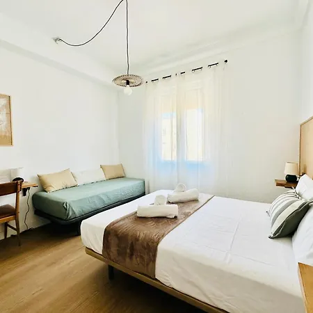 Autentic Boutique Moncloa-3