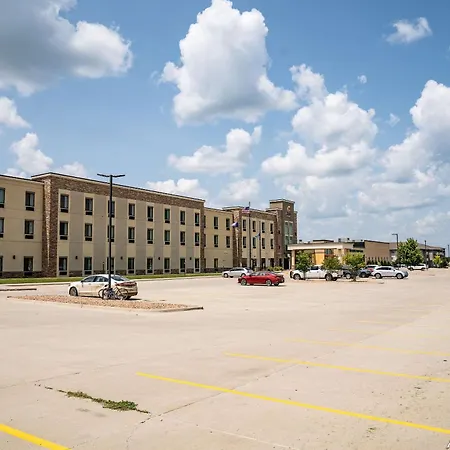 Comfort Suites University Brookings-2