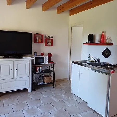 Chambre D'Hôtes Les Jards-3