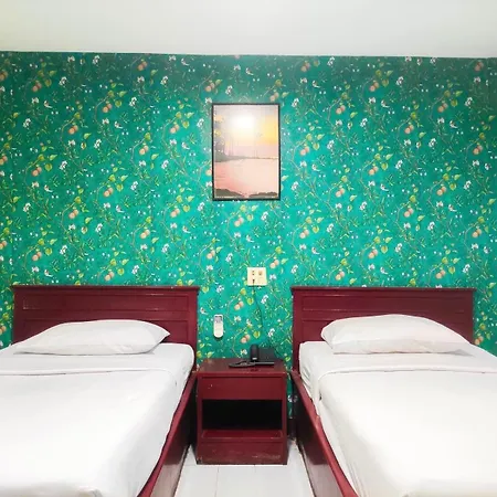 Woodlands Inn-2