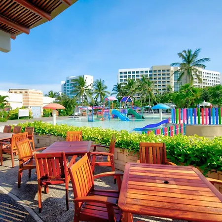 The Grand Luxxe Four Bedroom Residence Oceanview-2