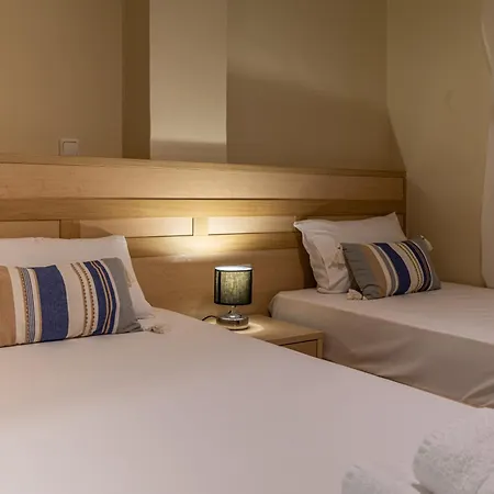 Fontana Luxury Rooms-3
